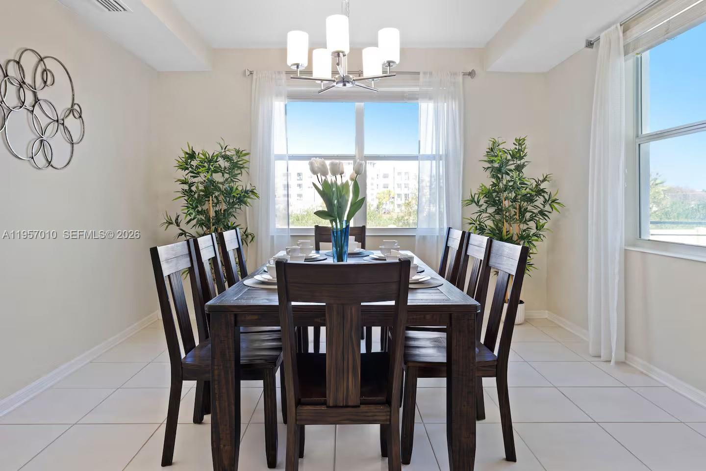 THE TERRACES AT STOREY LA - Residential