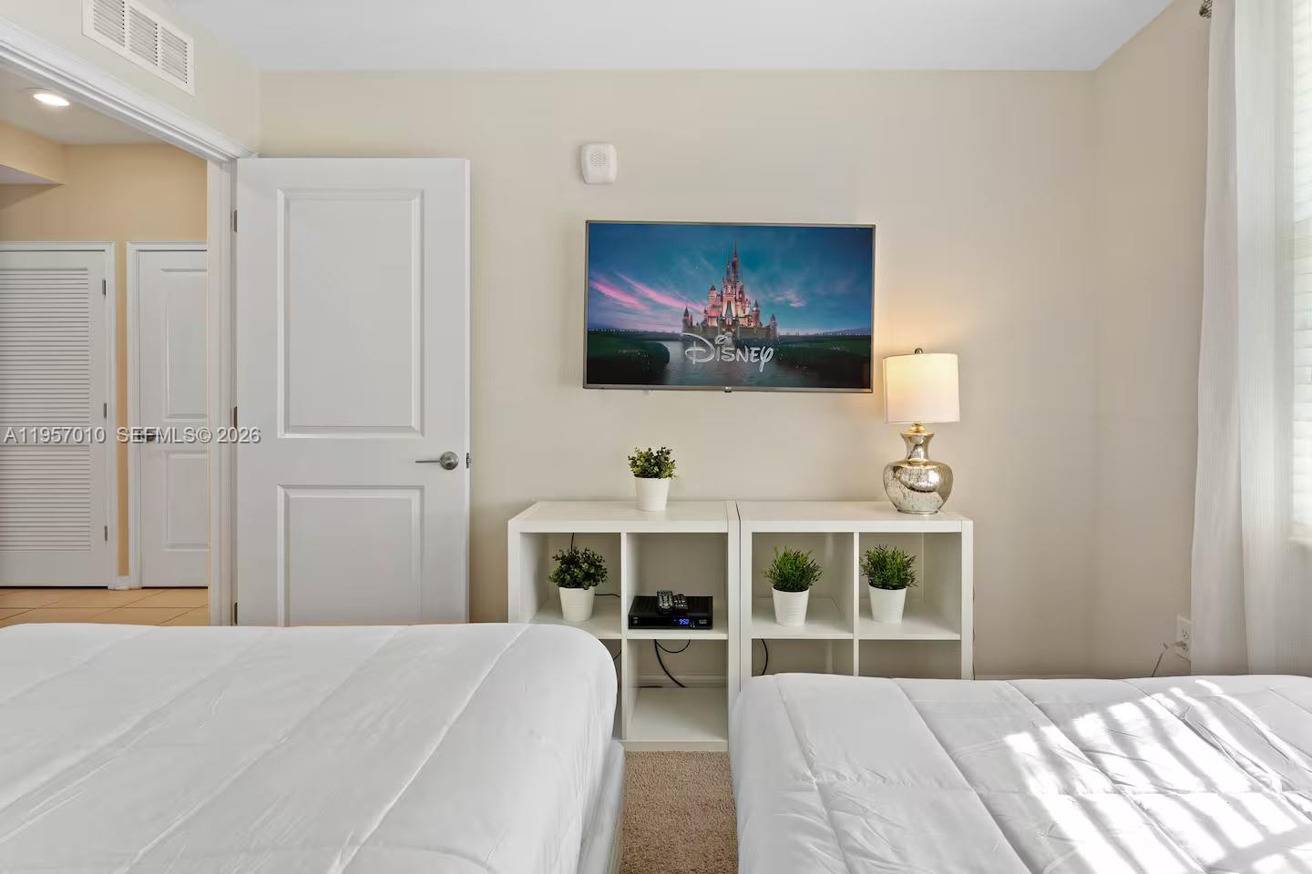 THE TERRACES AT STOREY LA - Residential