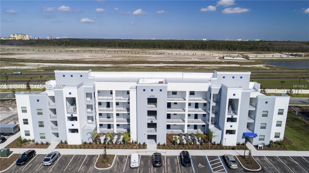 THE TERRACES AT STOREY LA - Residential