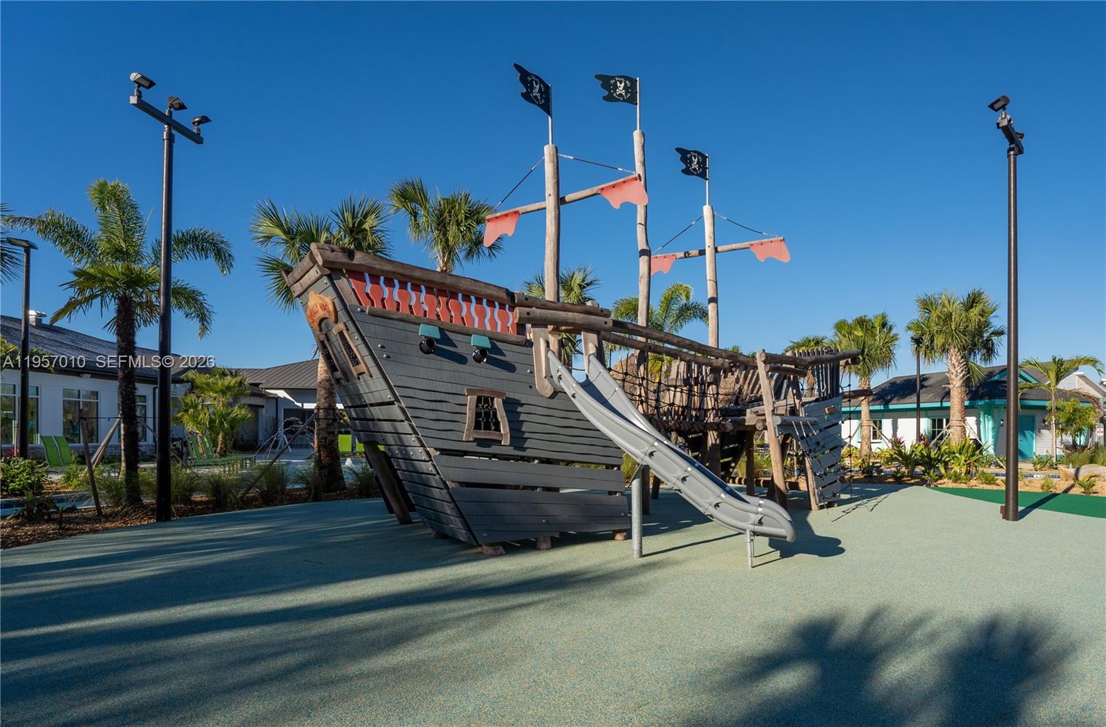 THE TERRACES AT STOREY LA - Residential