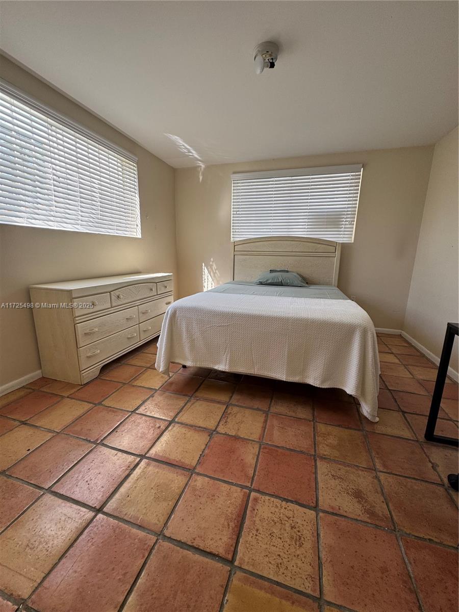 THE DRAKE CONDO - Residential