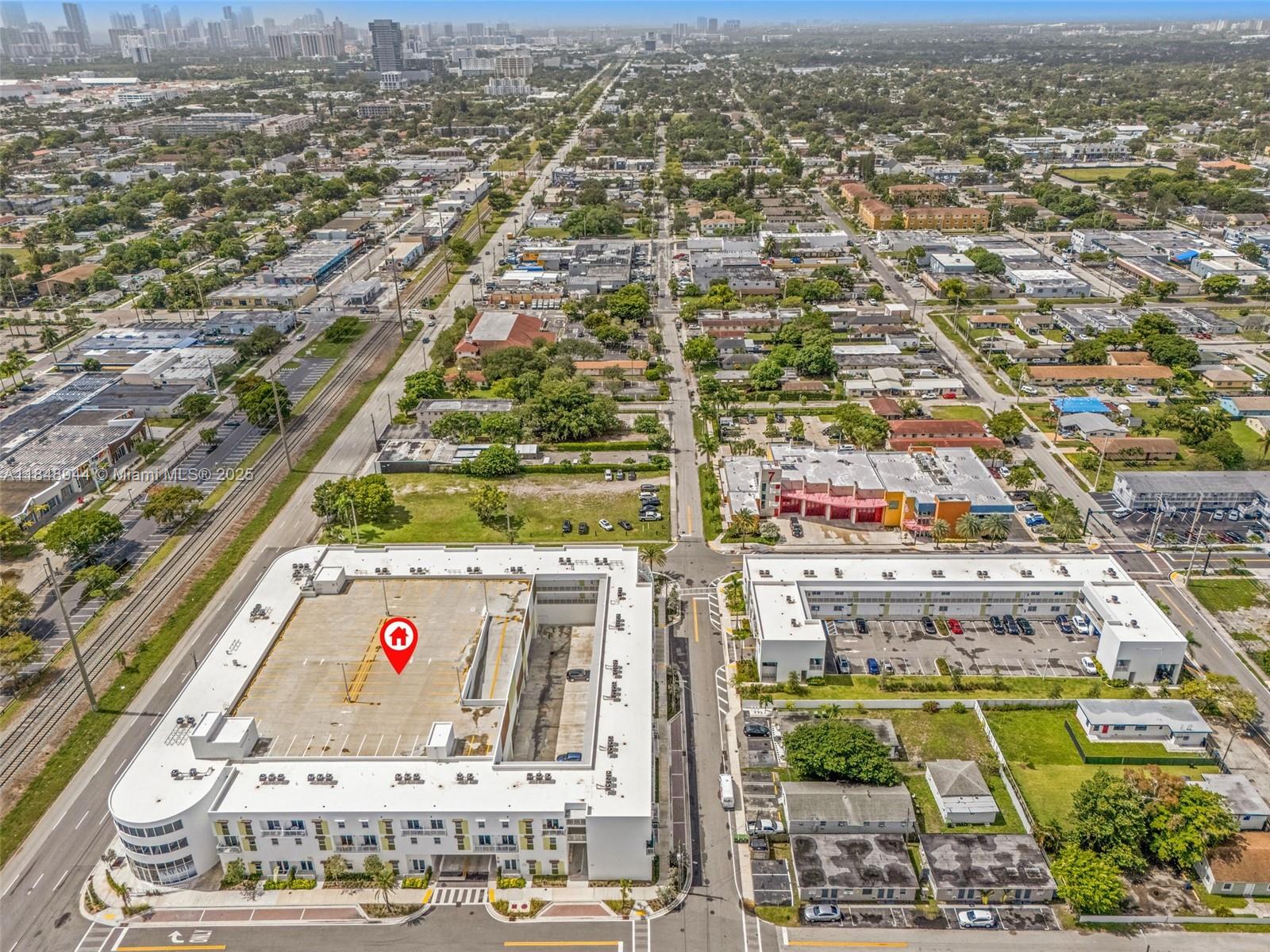 504 NW 1 Avenue 2-2080