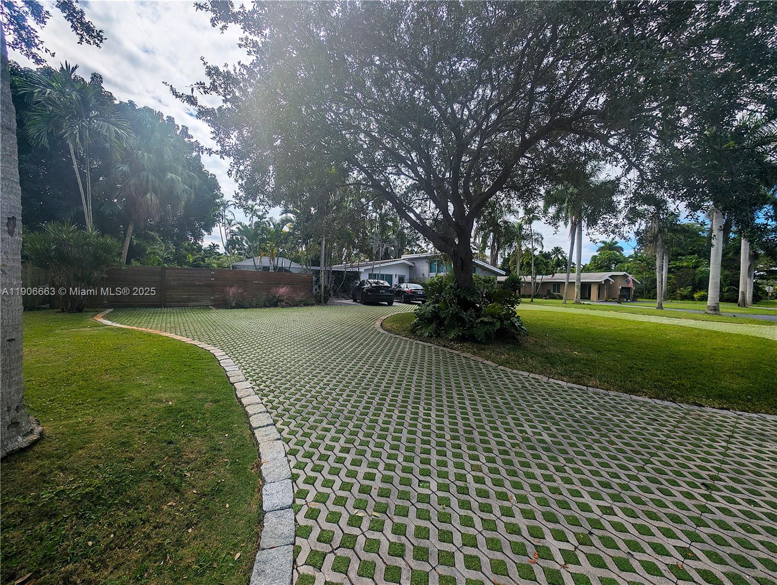 COLETOWN ACRES - Residential