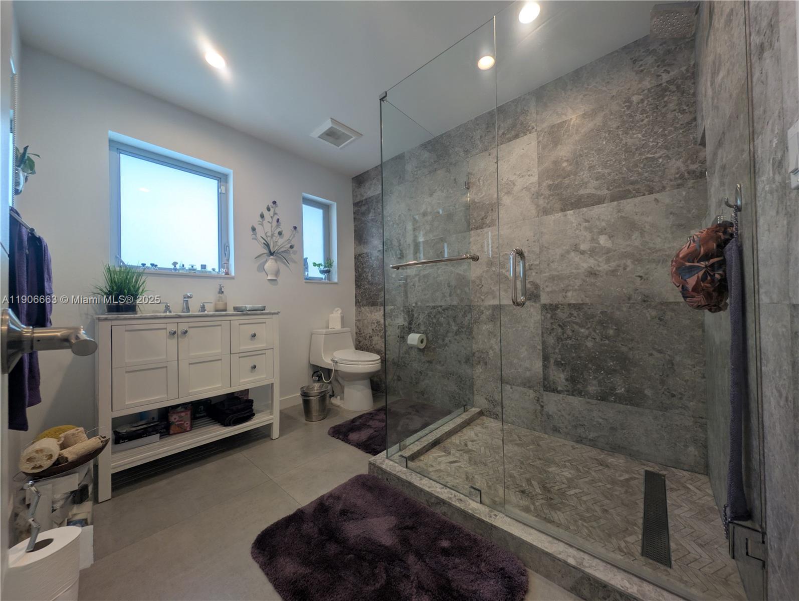 COLETOWN ACRES - Residential