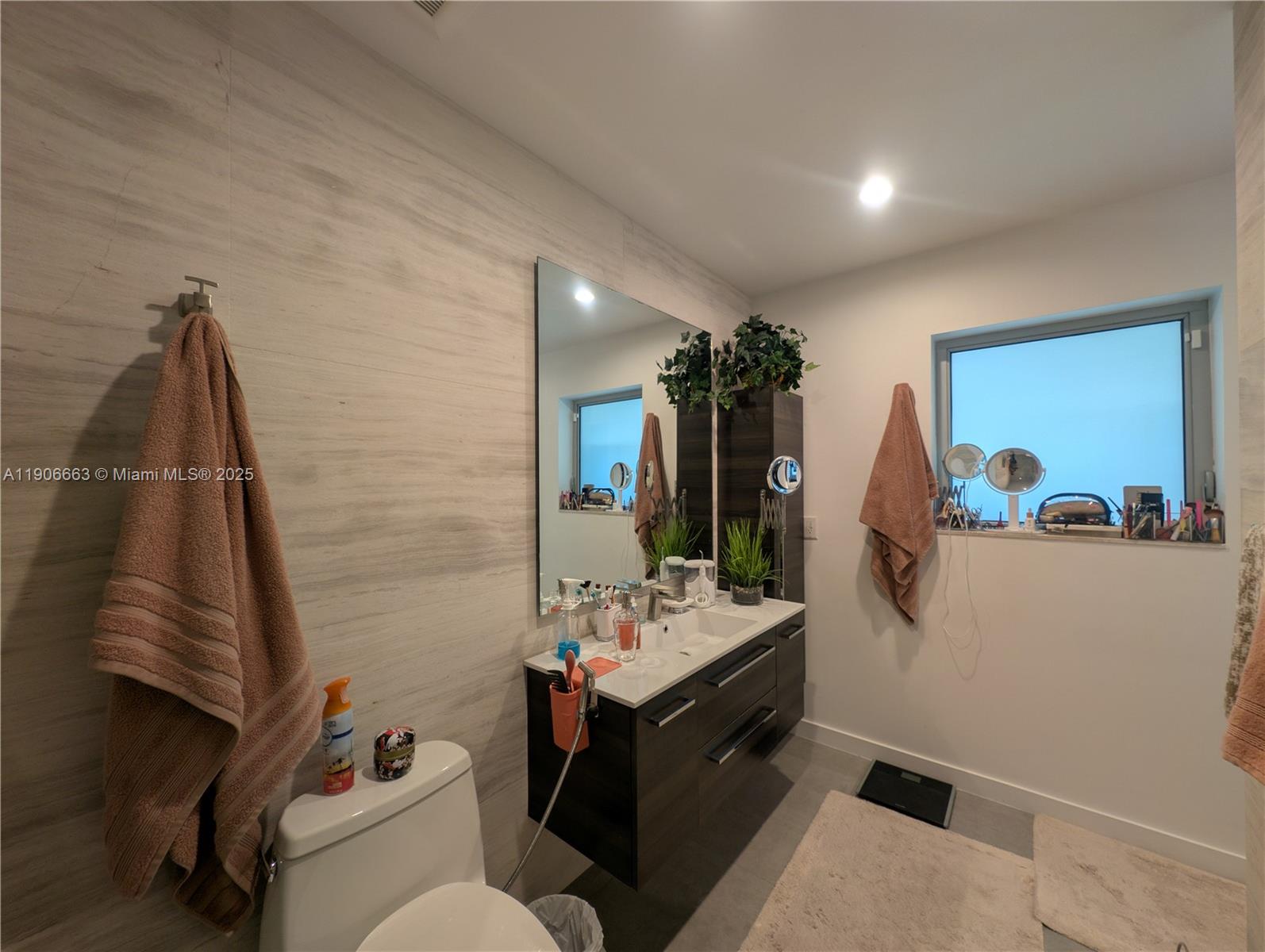 COLETOWN ACRES - Residential