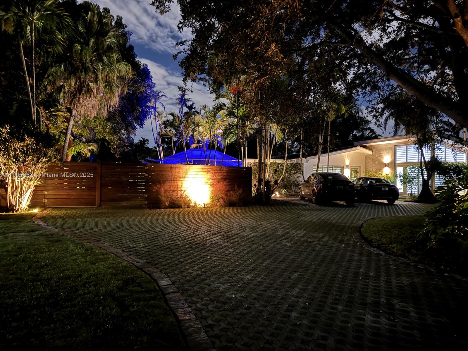 COLETOWN ACRES - Residential