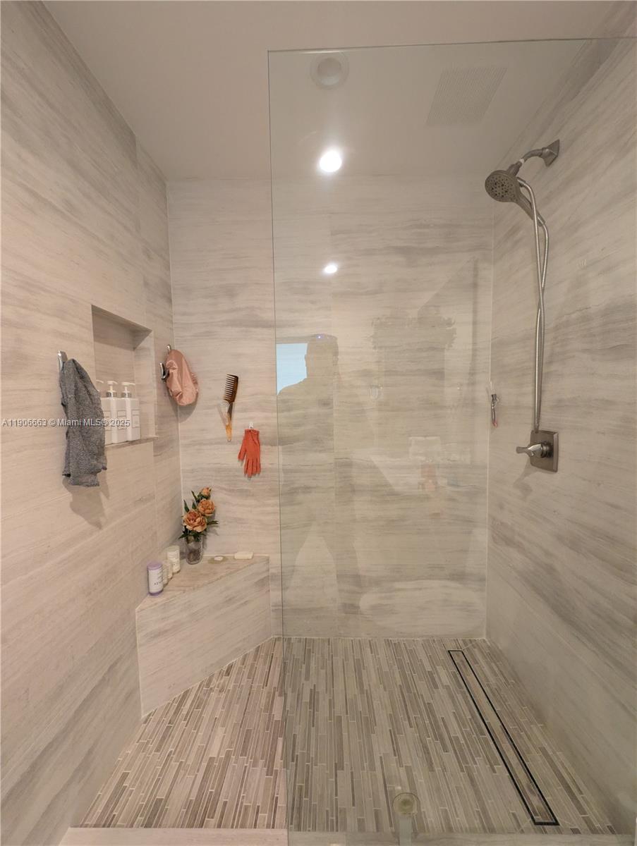 COLETOWN ACRES - Residential