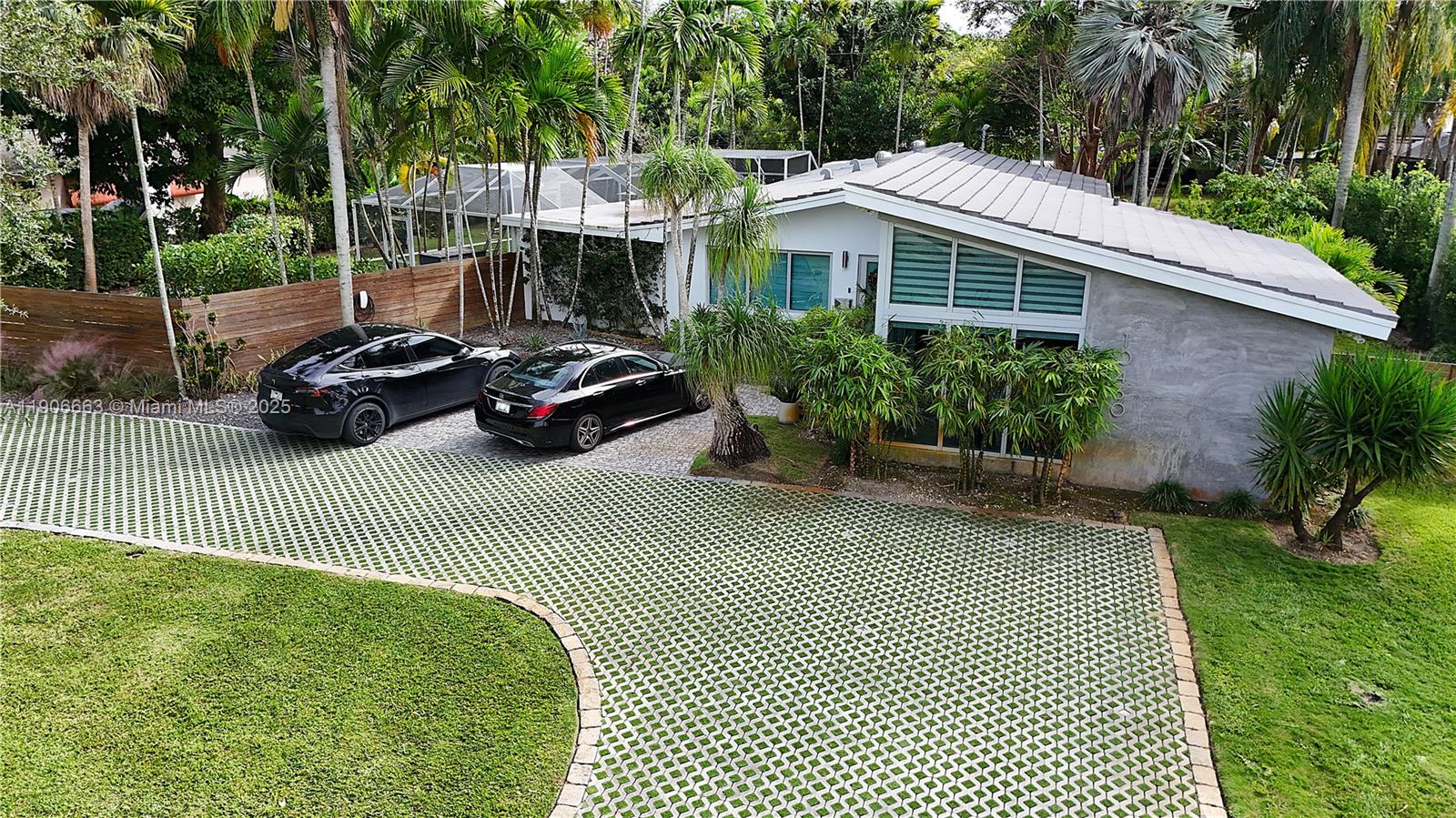 COLETOWN ACRES - Residential