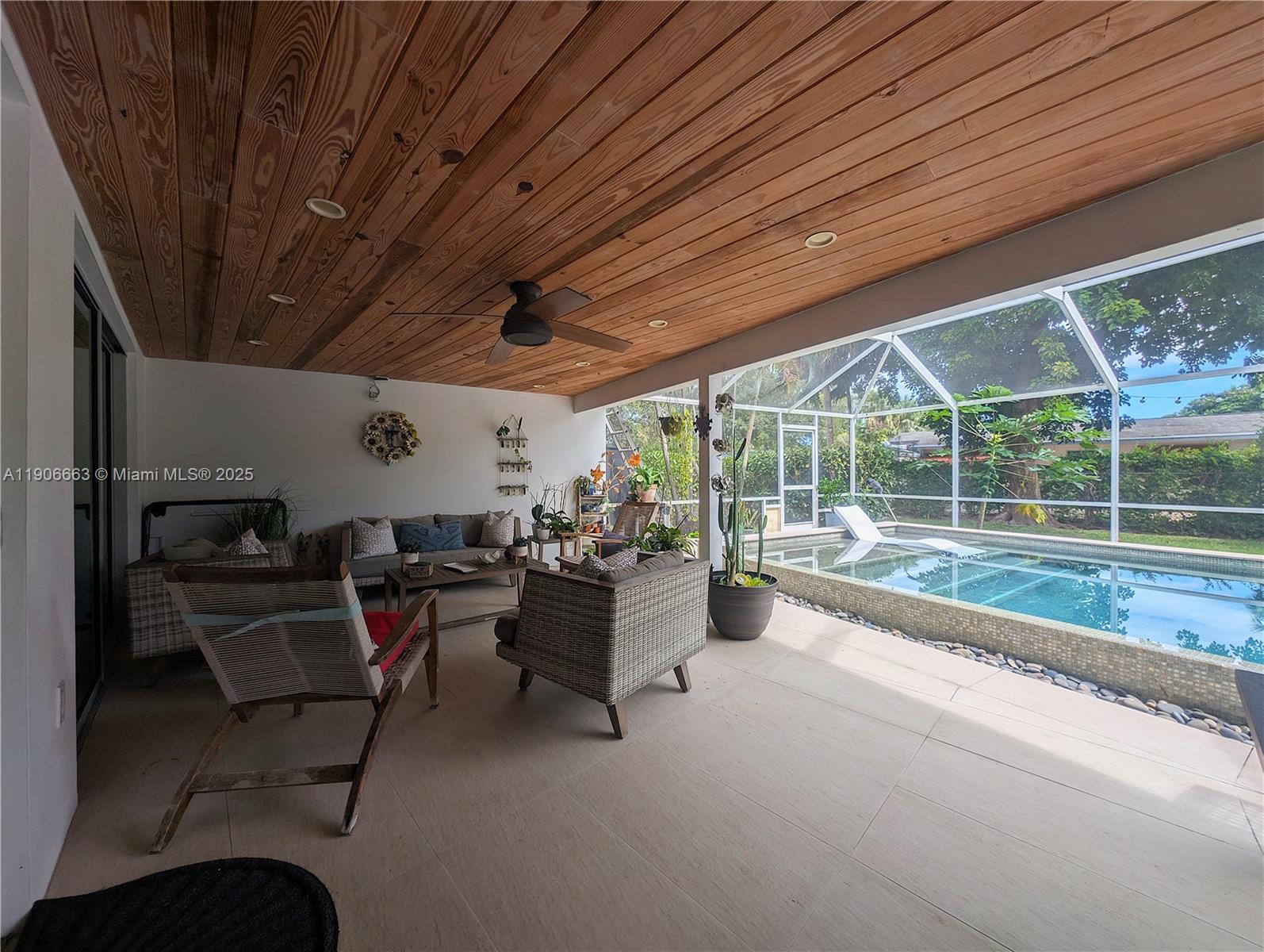 COLETOWN ACRES - Residential