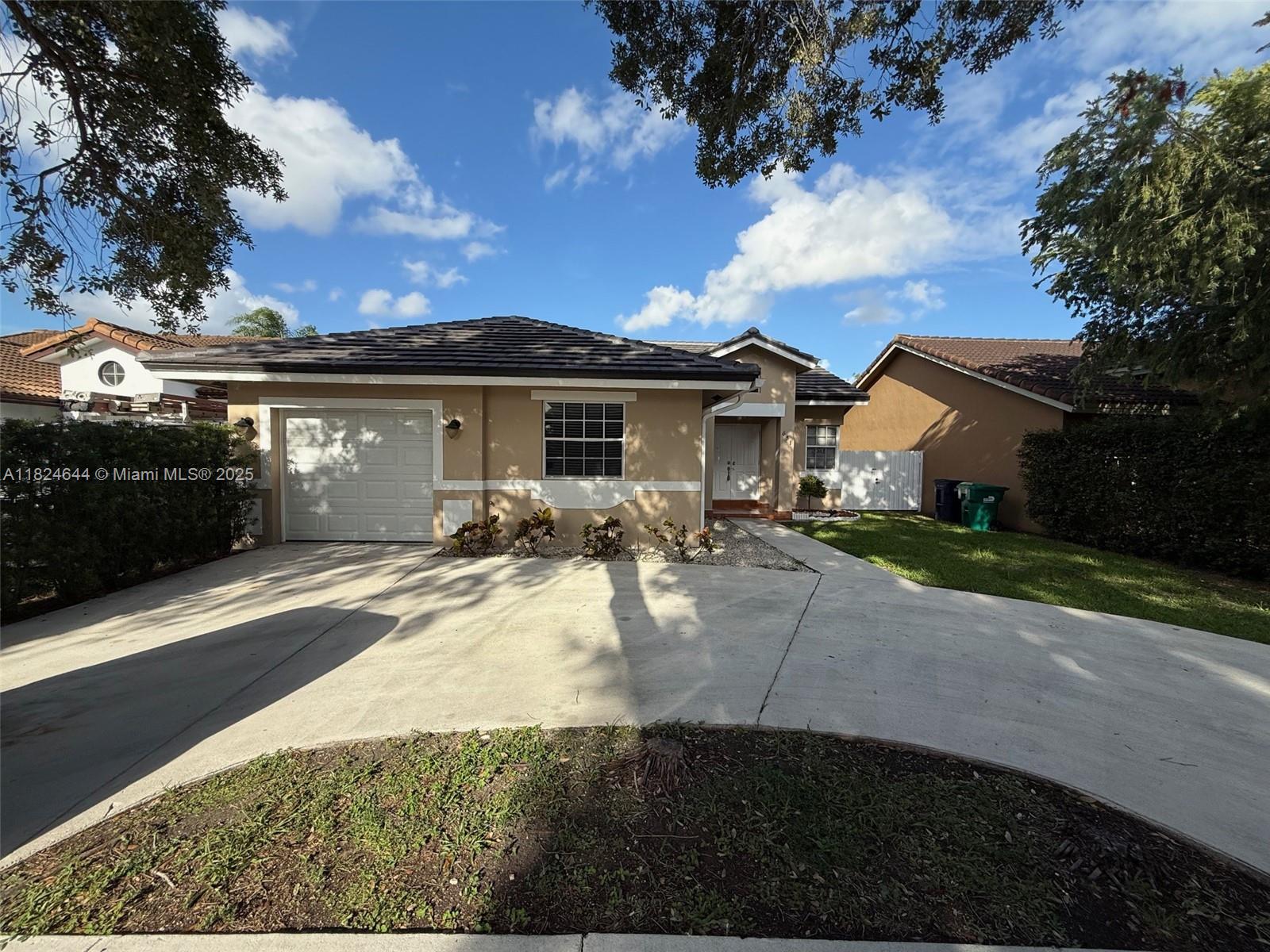 651 Nw 134th Ave, Miami, Broward County, Florida - 3 Bedrooms  
2 Bathrooms - 