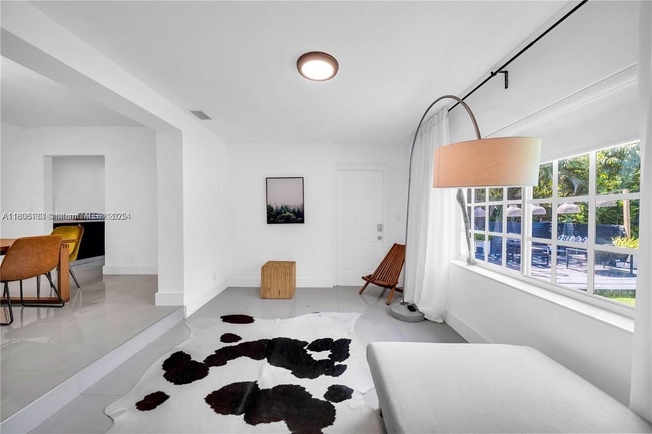 GRIFFING BISCAYNE PK EST - Residential Income