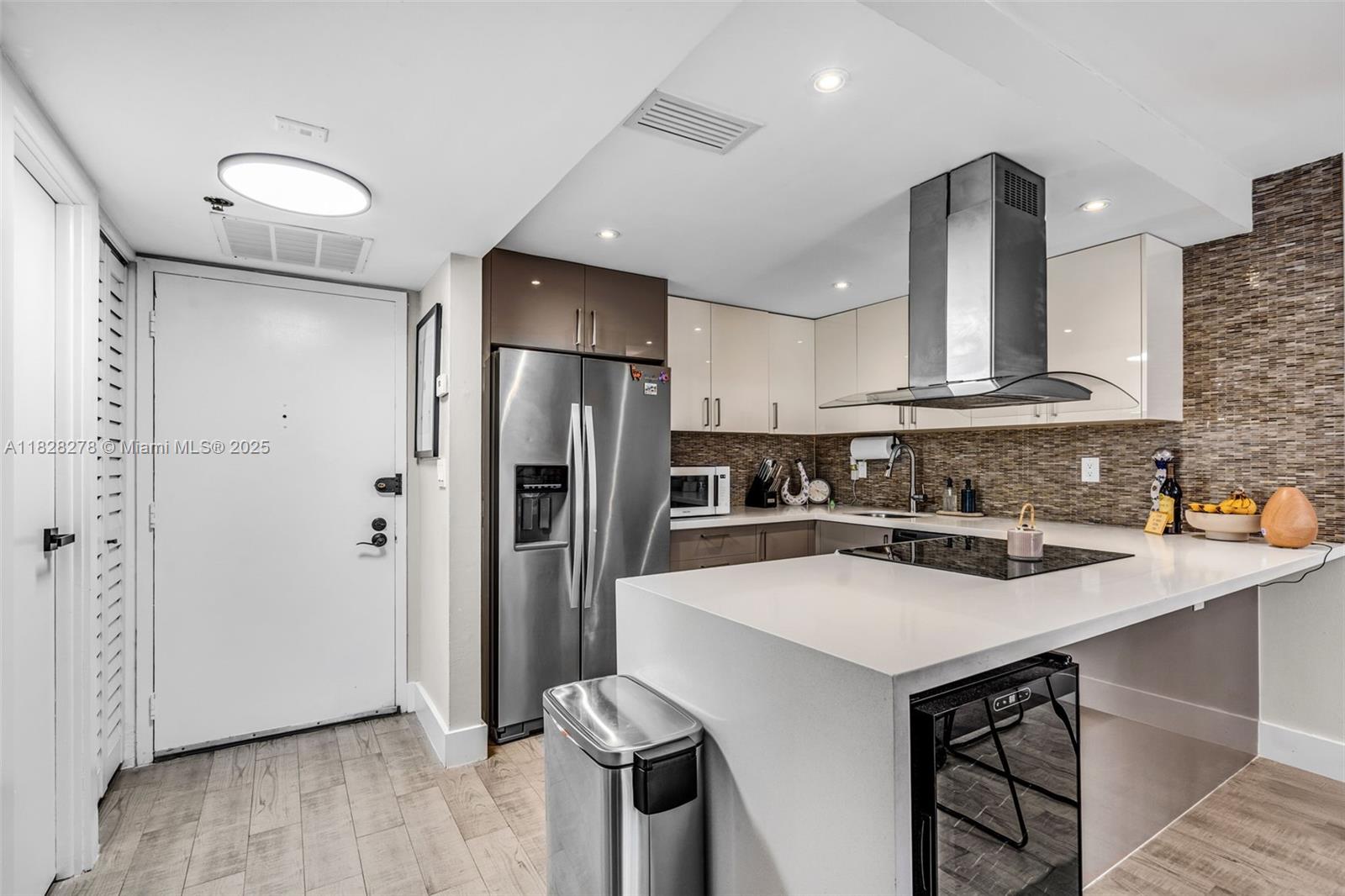 Welcome to this beautifully remodeled 1-bedroom, 1.5-bath condo in the heart of Aventura, located right on the scenic Turnberry Golf Course. This stylishly decorated unit features a bright and open layout, two spacious walk-in closets, a large balcony with peaceful canal views—perfect for your morning coffee—and an added storage room for extra convenience. Enjoy resort-style amenities including a pool, gym, and a nearby water park. All just minutes from world-class shopping, dining, and entertainment. Don’t miss this turnkey opportunity in one of Aventura’s most desirable communities!