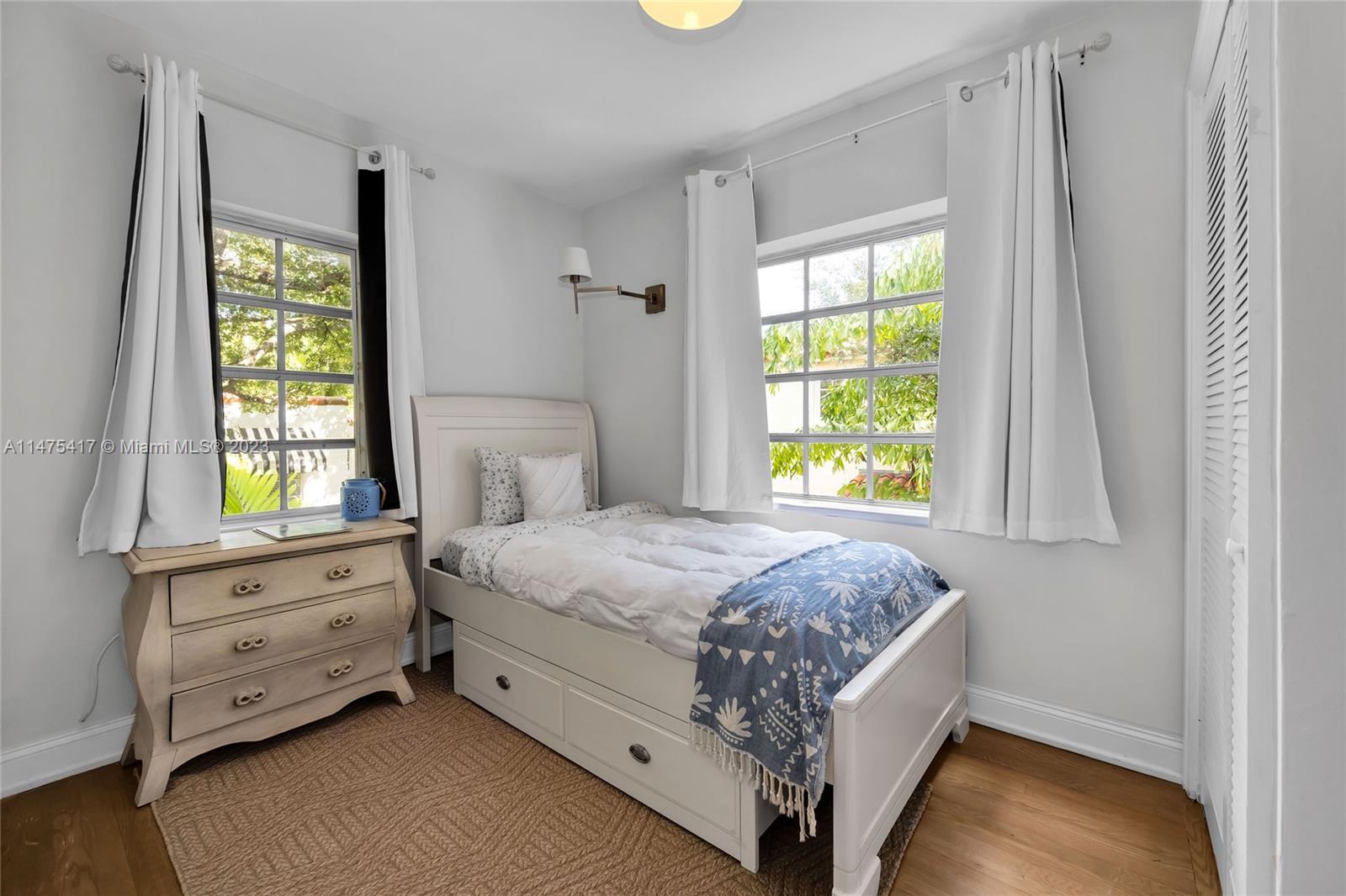 CORAL GABLES SEC B - Residential