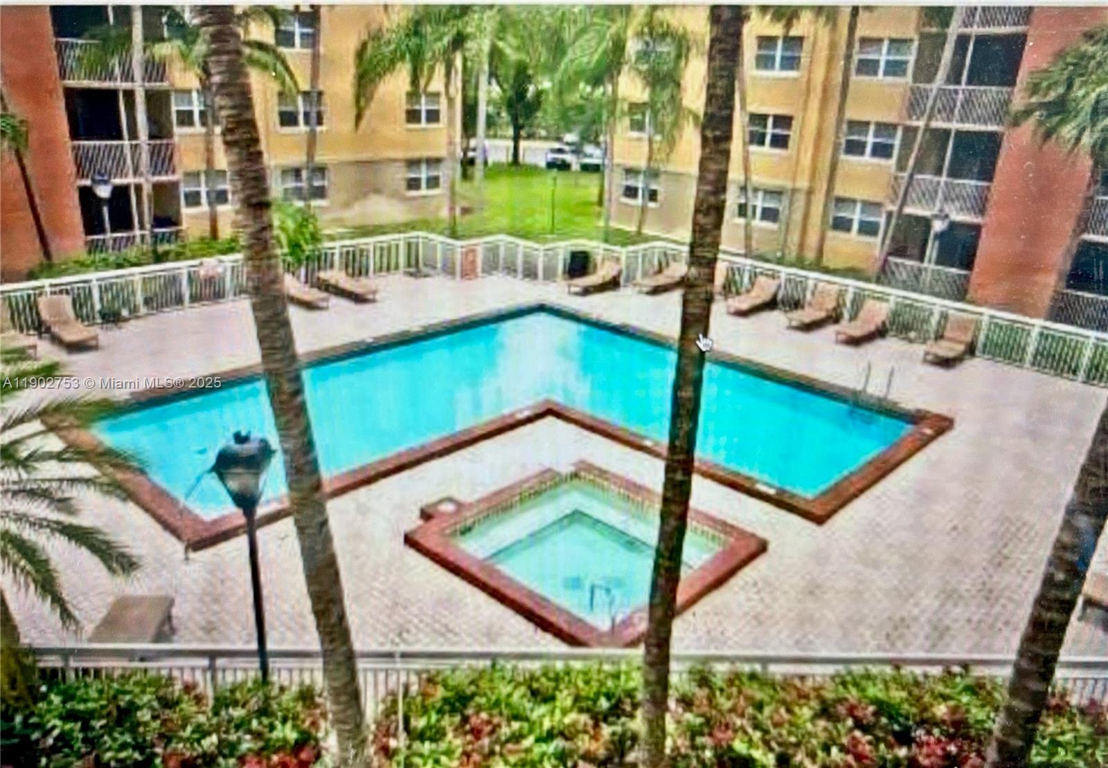 LAS VISTAS AT DORAL CONDO - Residential Lease