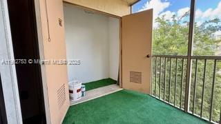 LAS VISTAS AT DORAL CONDO - Residential Lease