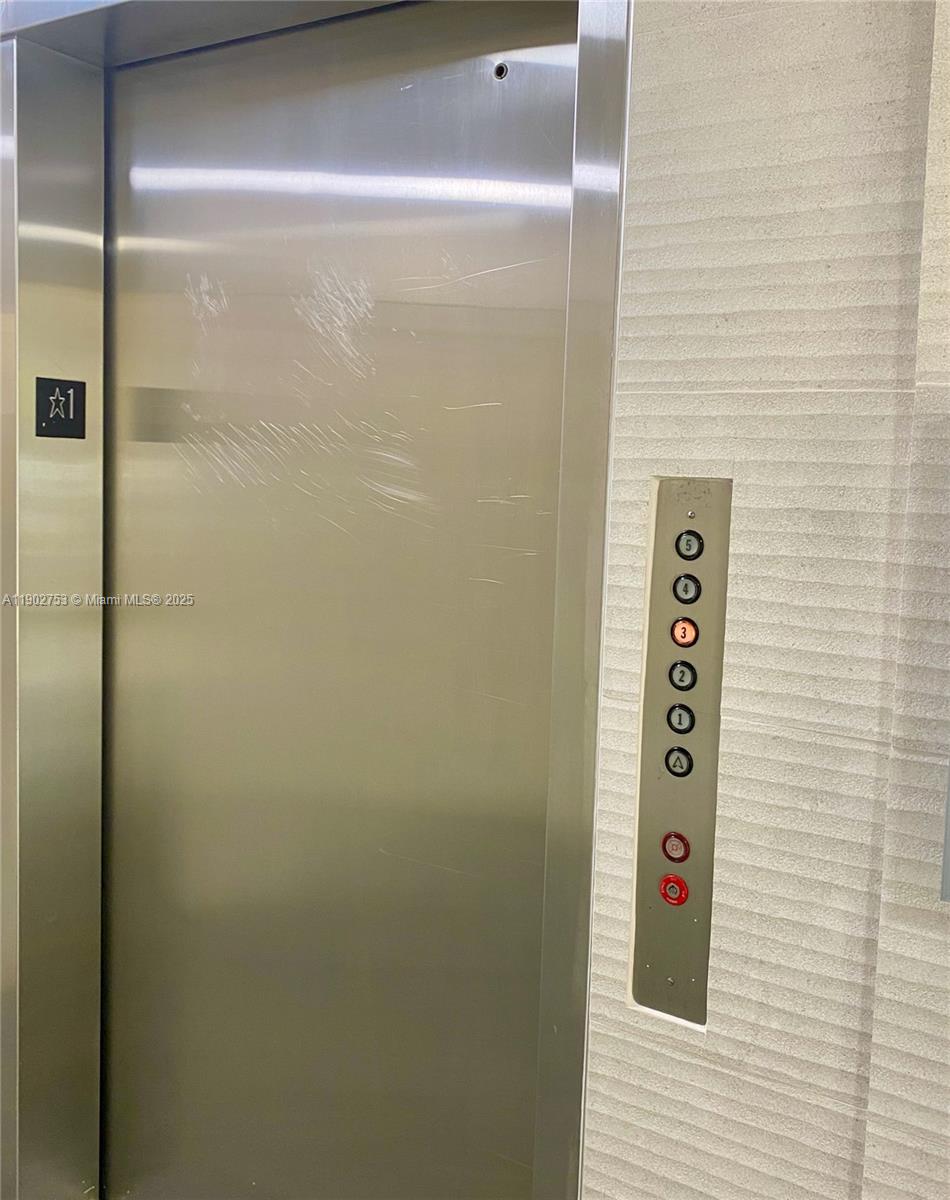 LAS VISTAS AT DORAL CONDO - Residential Lease