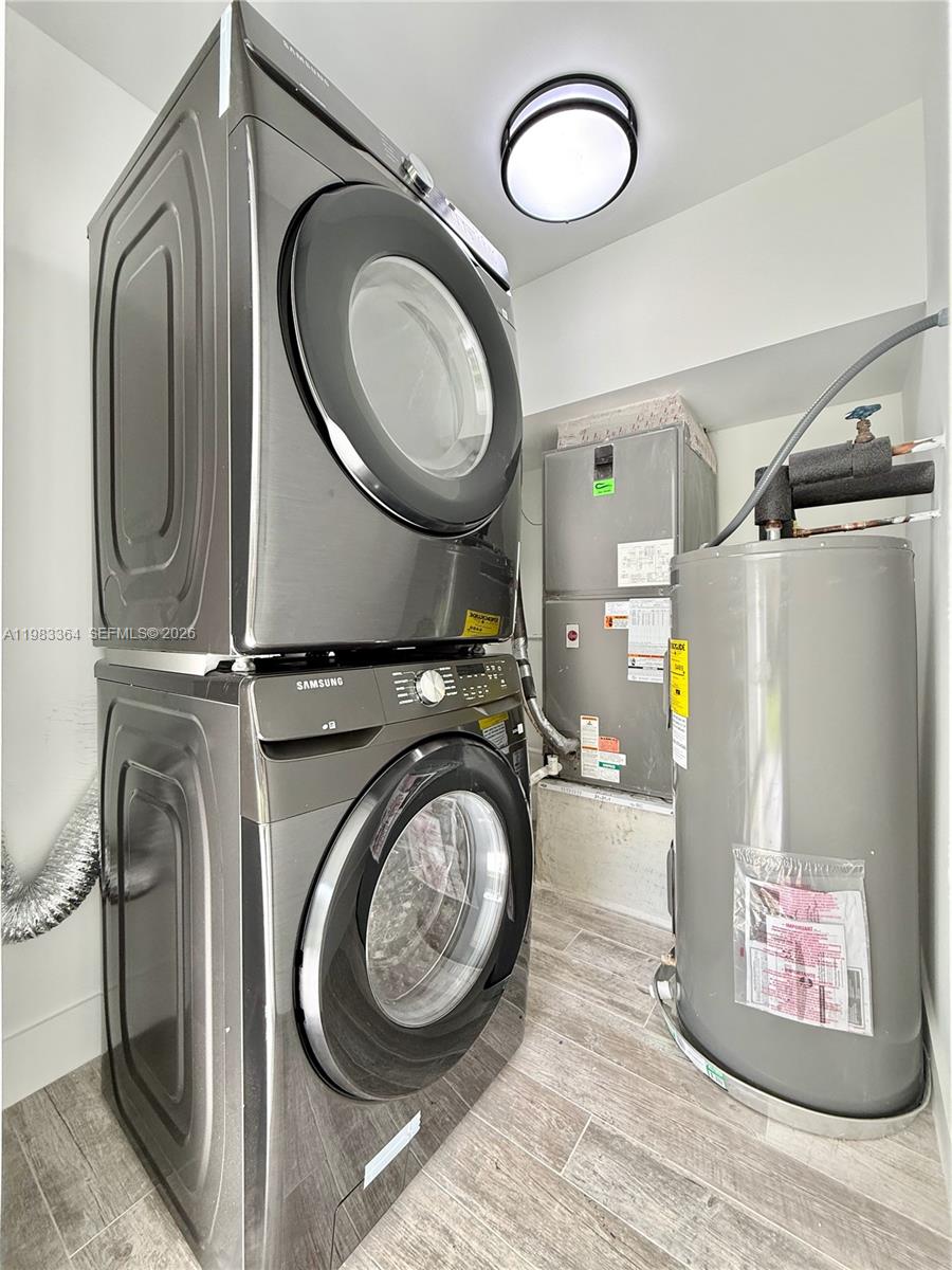 NEW BROWARDALE 1ST ADD - Residential