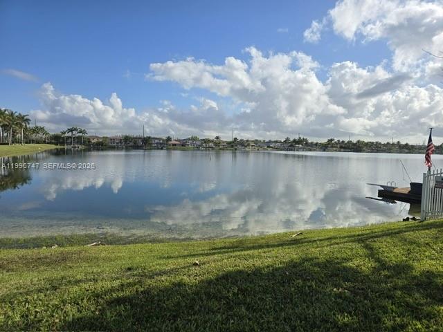 TWIN LAKE SHORES SOUTH - Residential