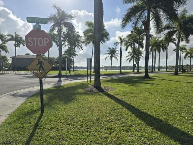 TWIN LAKE SHORES SOUTH - Residential
