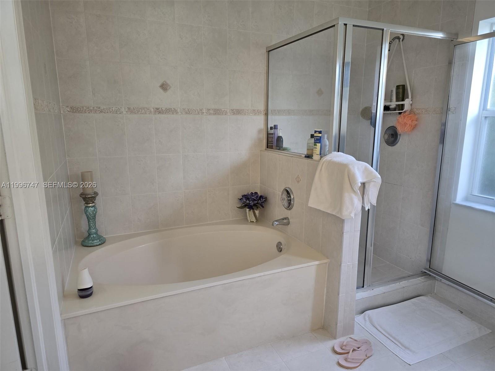 TWIN LAKE SHORES SOUTH - Residential