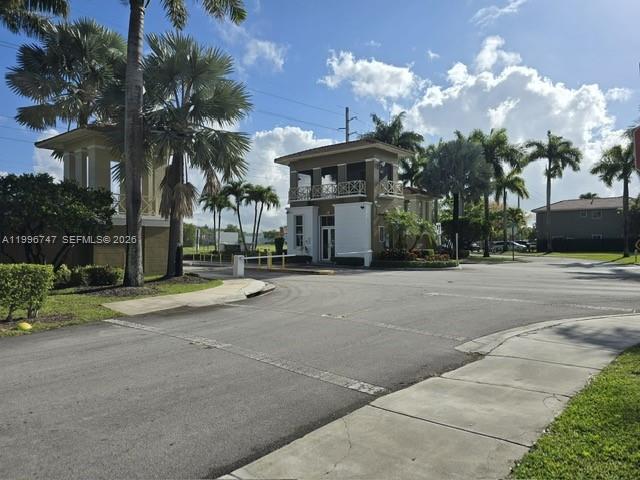TWIN LAKE SHORES SOUTH - Residential