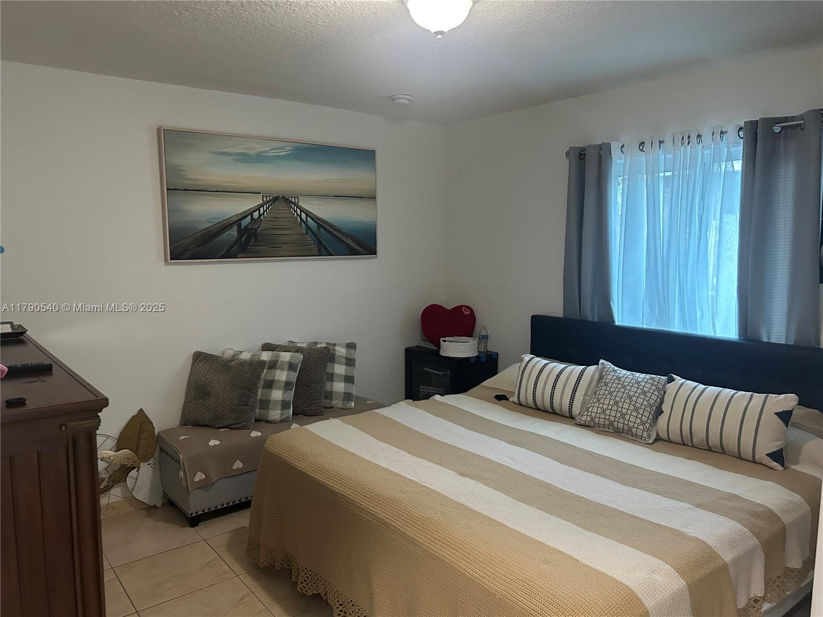 ORANGE HEIGHTS - Residential