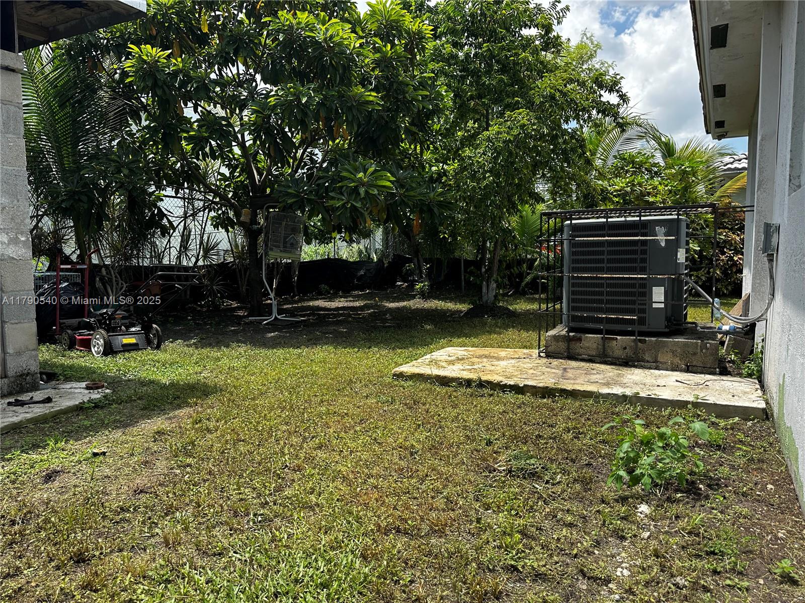 ORANGE HEIGHTS - Residential