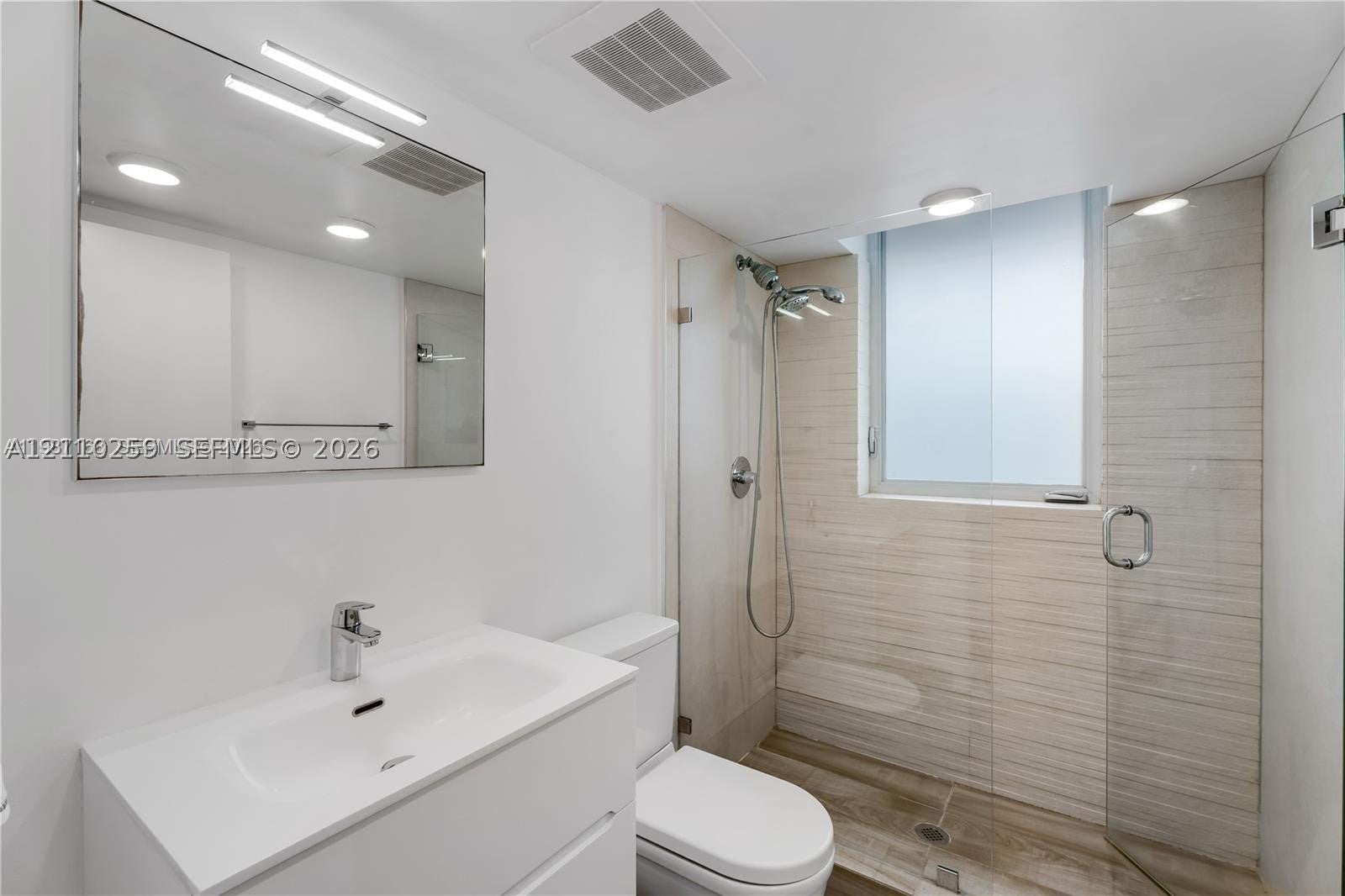 9261 E Bay Harbor Dr 607