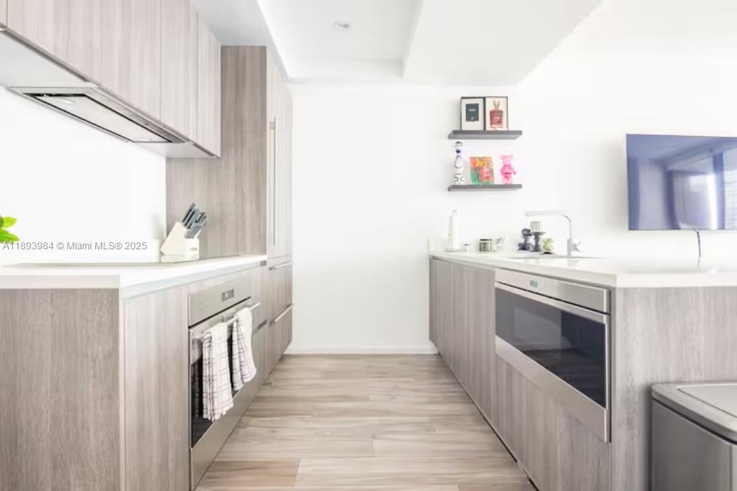 801 SMA RESIDENCES CONDO - Residential