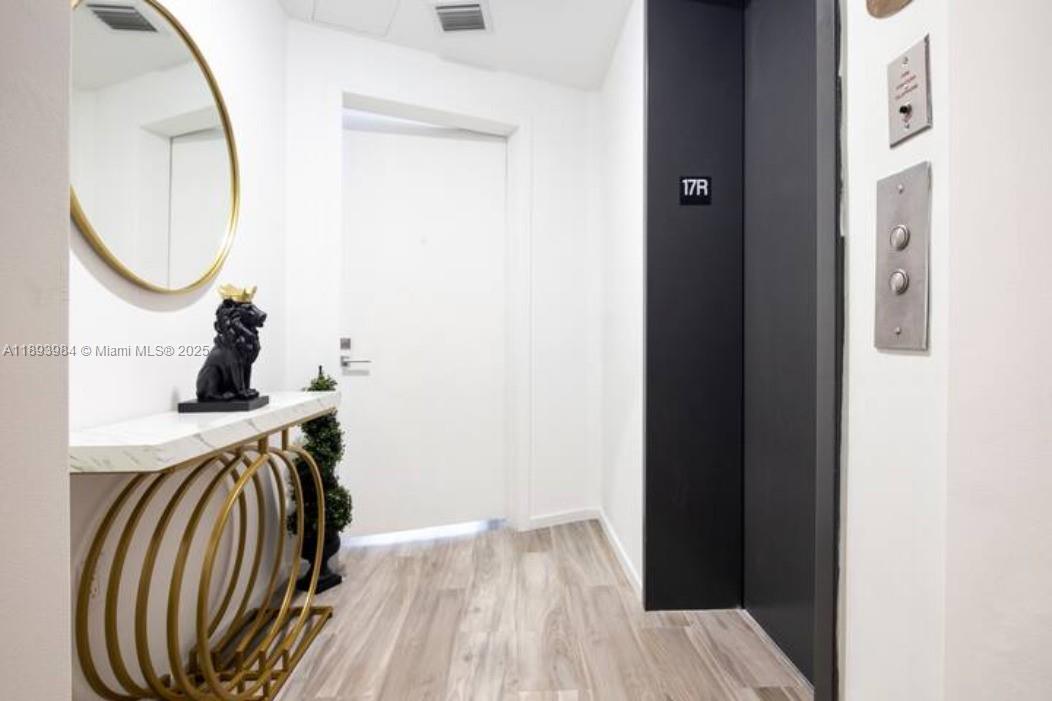 801 SMA RESIDENCES CONDO - Residential