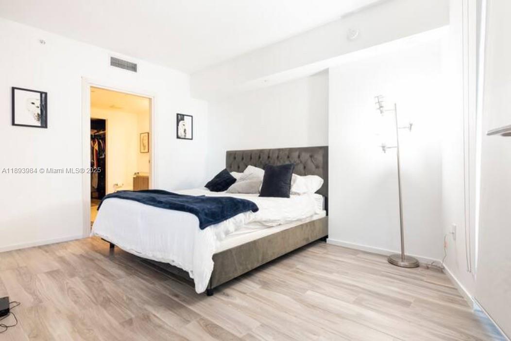 801 SMA RESIDENCES CONDO - Residential