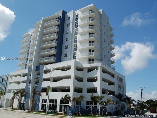 *** Don’t miss the opportunity to live in this spacious 1bedroom and 1 bathroom apartment located at the 9th floor with an unobstructed view to Coral Gables, Coconut Grove, downtown Miami, etc.
Spacious balcony with space for a pantry table. Walking distance to Coconuts Grove Metrorail Station. Community amenities include indoor pool, gym, showers, lounge area. Intercomunicador entrance. Two garage parking spaces.
