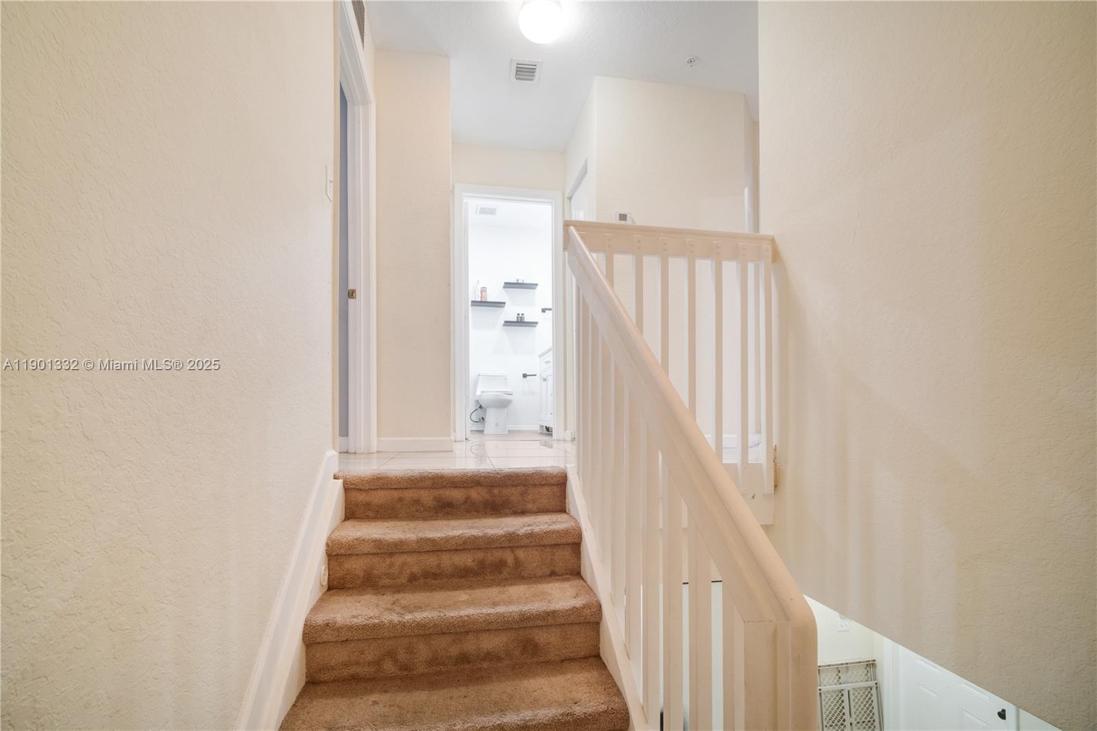 HOLLYWOOD RIDGE FARMS 2-1 - Residential