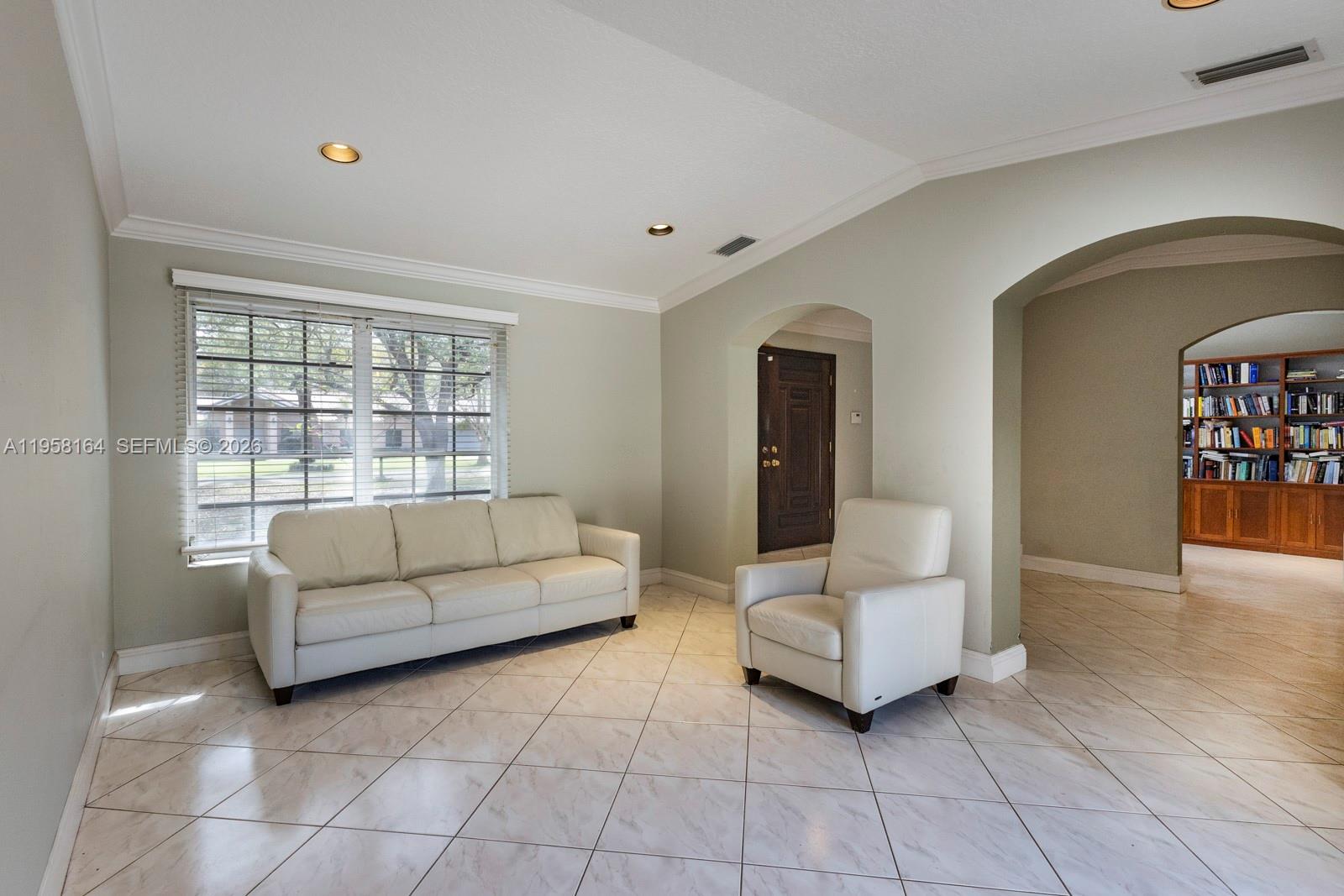 PINE TREE ESTATES - Residential