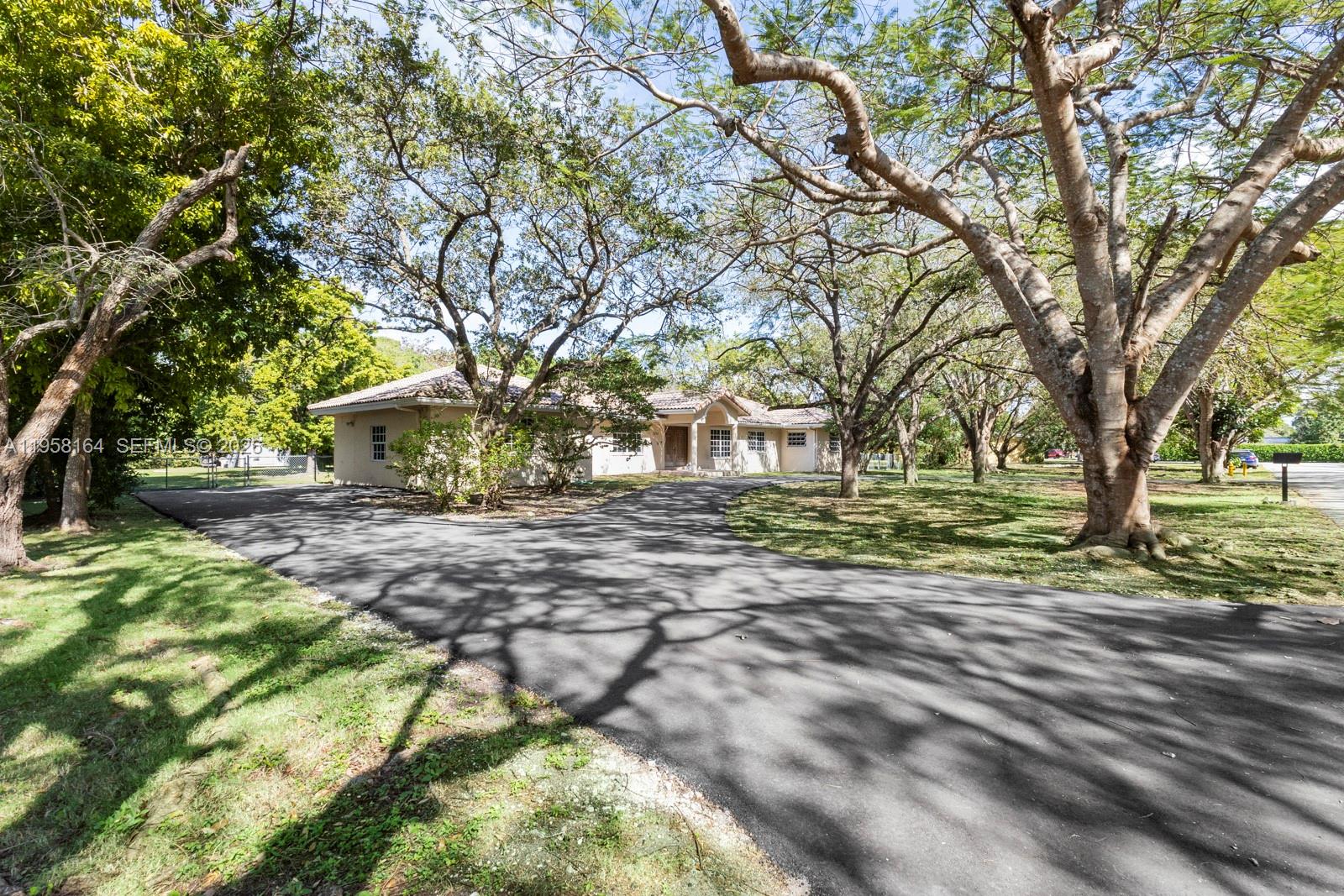 PINE TREE ESTATES - Residential