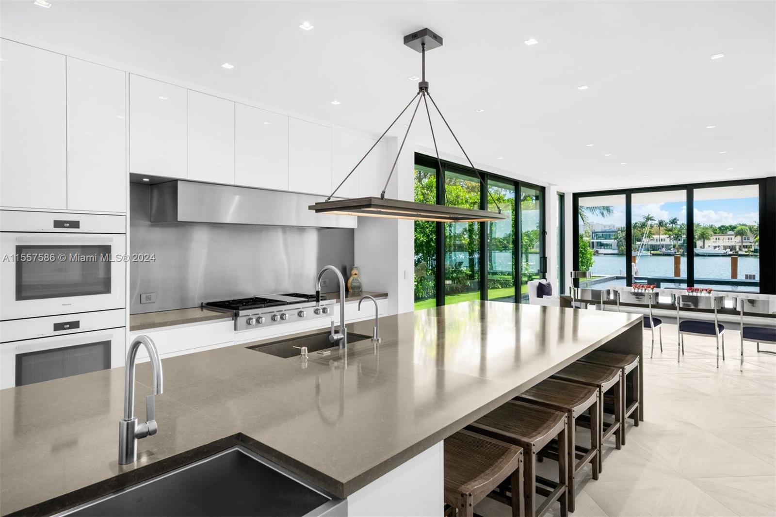 LAKE VIEW SUB - Residential