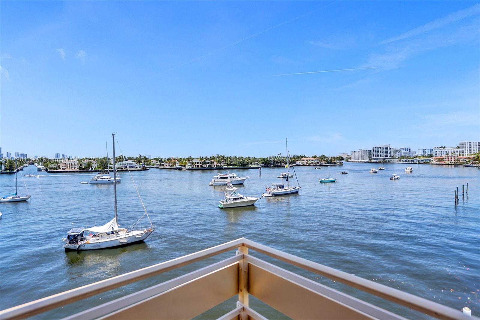 Property for Sale at 9 N Birch Rd 405, Fort Lauderdale, Broward County, Florida - Bedrooms: 1 
Bathrooms: 1  - $450,000