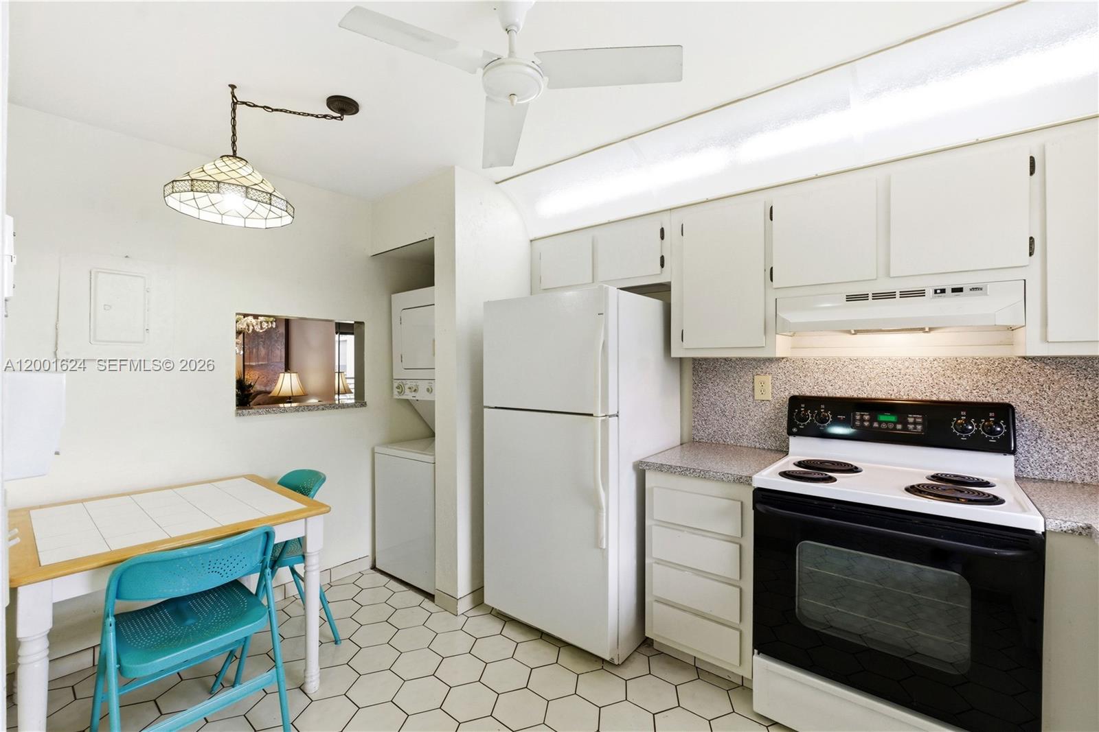 SUNRISE LAKES 165 CONDO - Residential