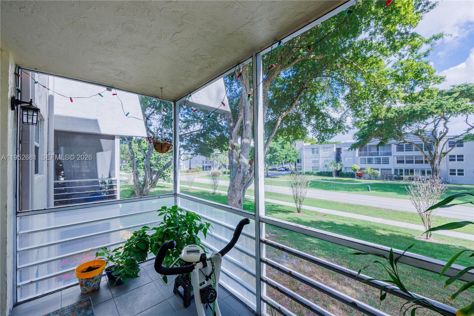 LIME BAY CONDOMINIUM 6 - Residential