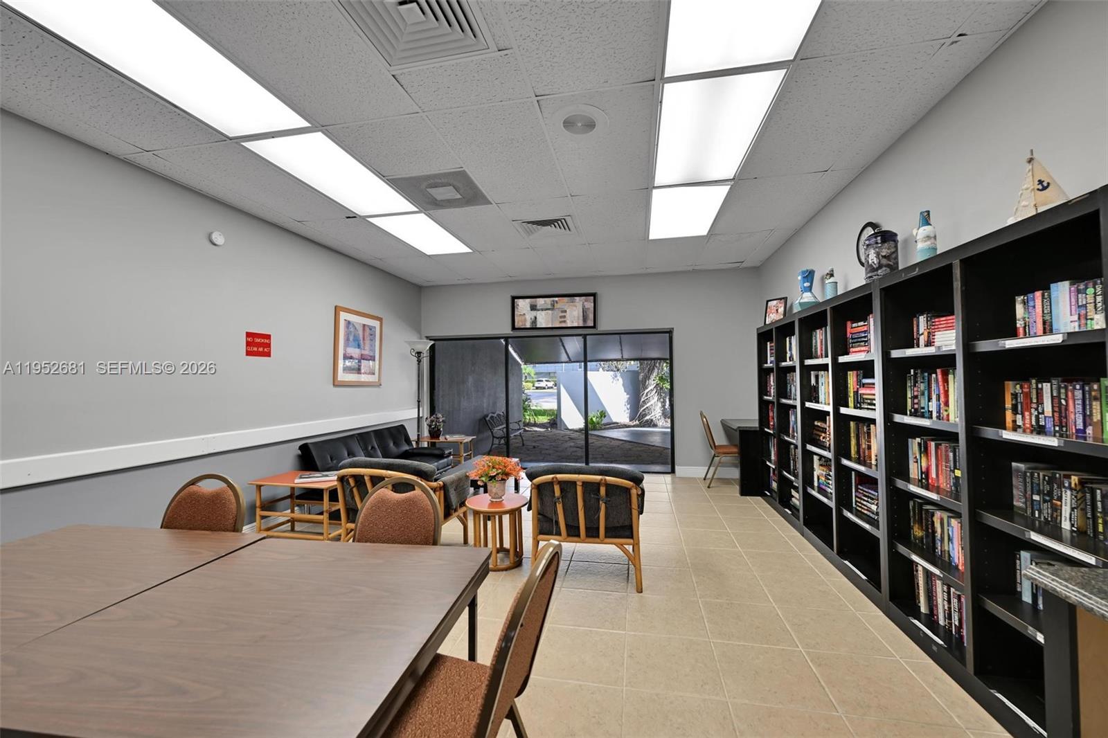 LIME BAY CONDOMINIUM 6 - Residential