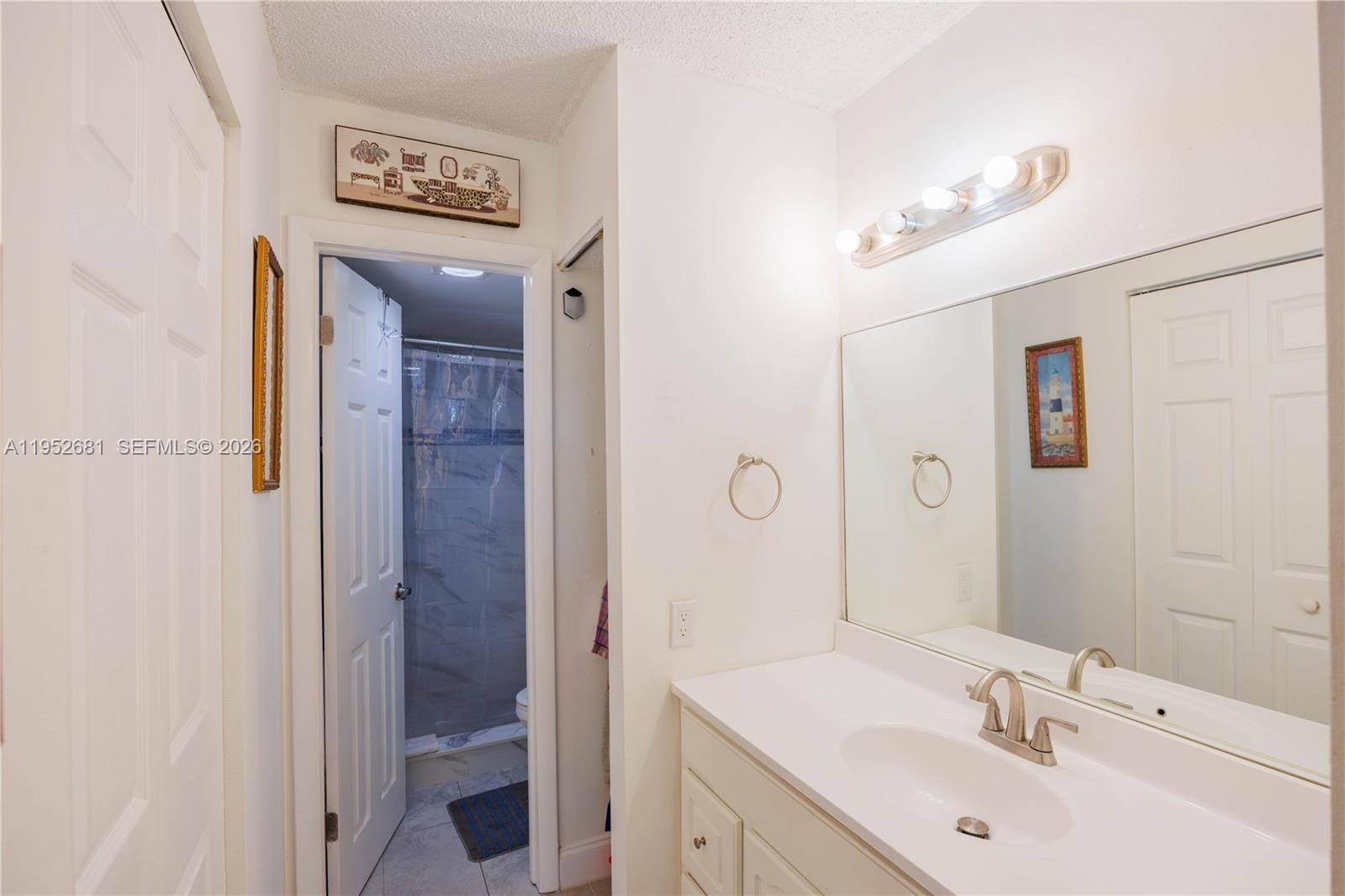 LIME BAY CONDOMINIUM 6 - Residential