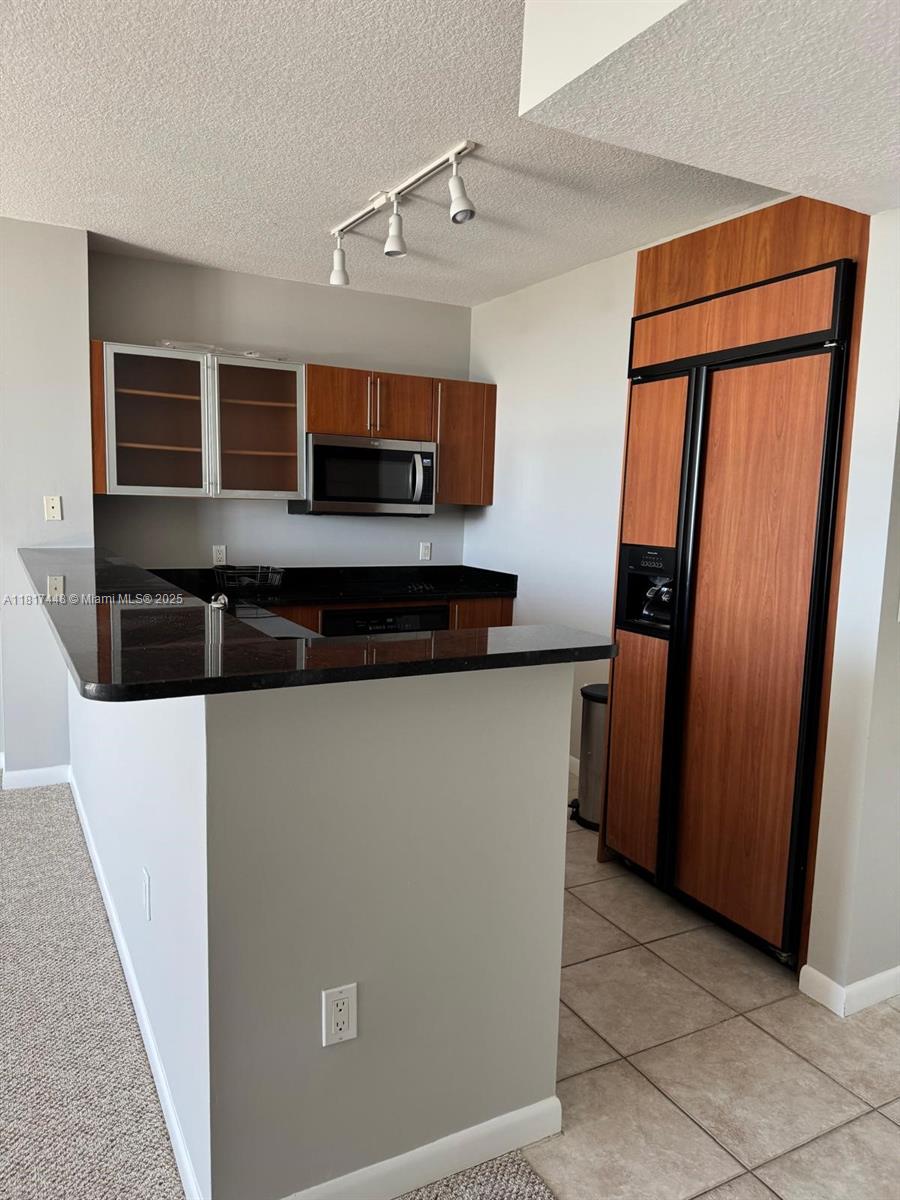 SLADE CONDO - Residential Lease