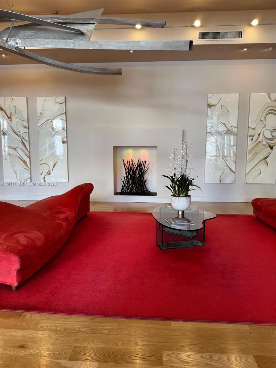 SLADE CONDO - Residential Lease