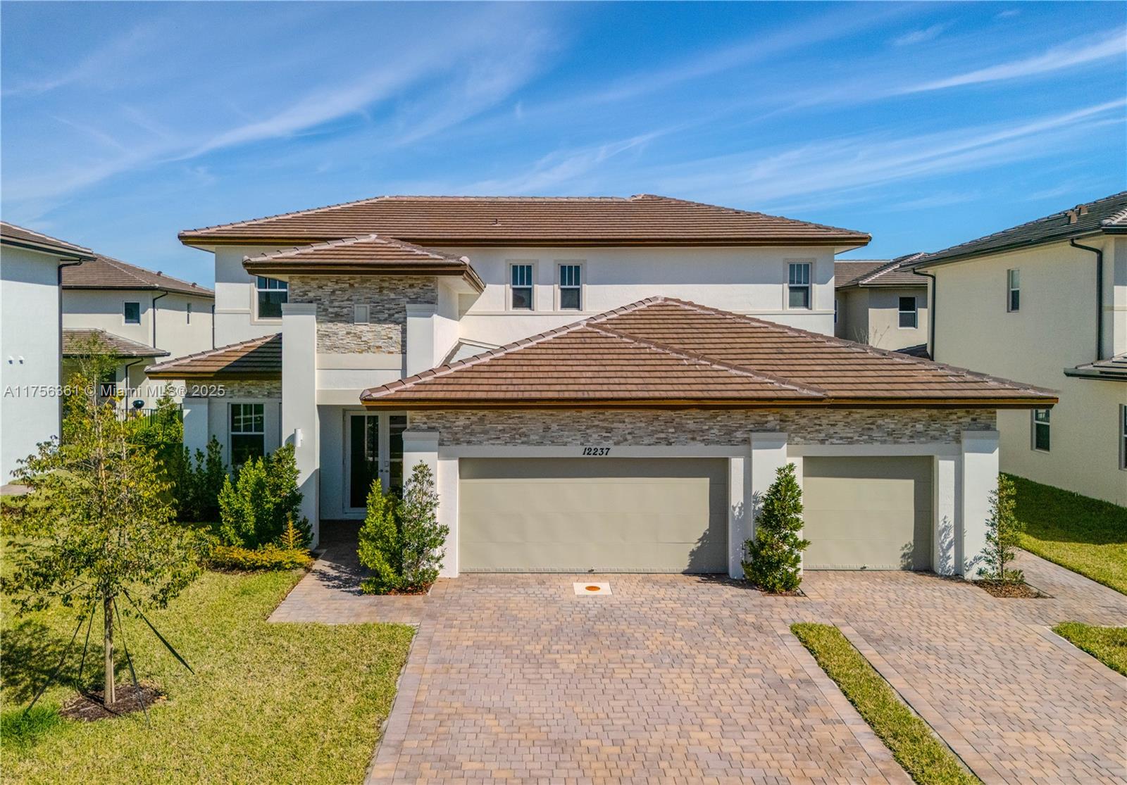 12237 SW 43rd Ct