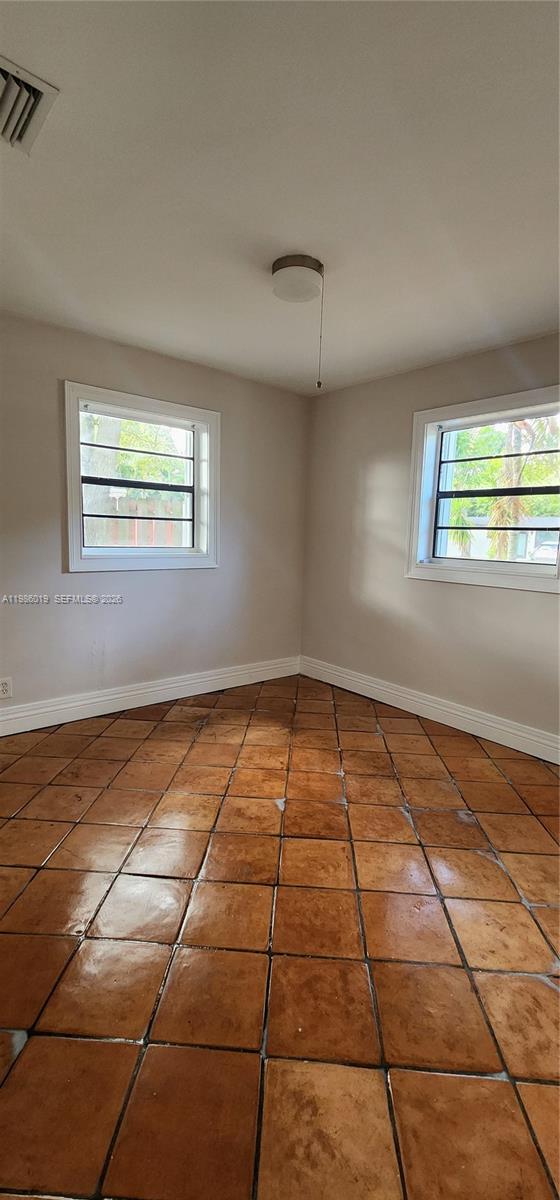 COLLIER MANOR 2ND ADD - Residential Lease