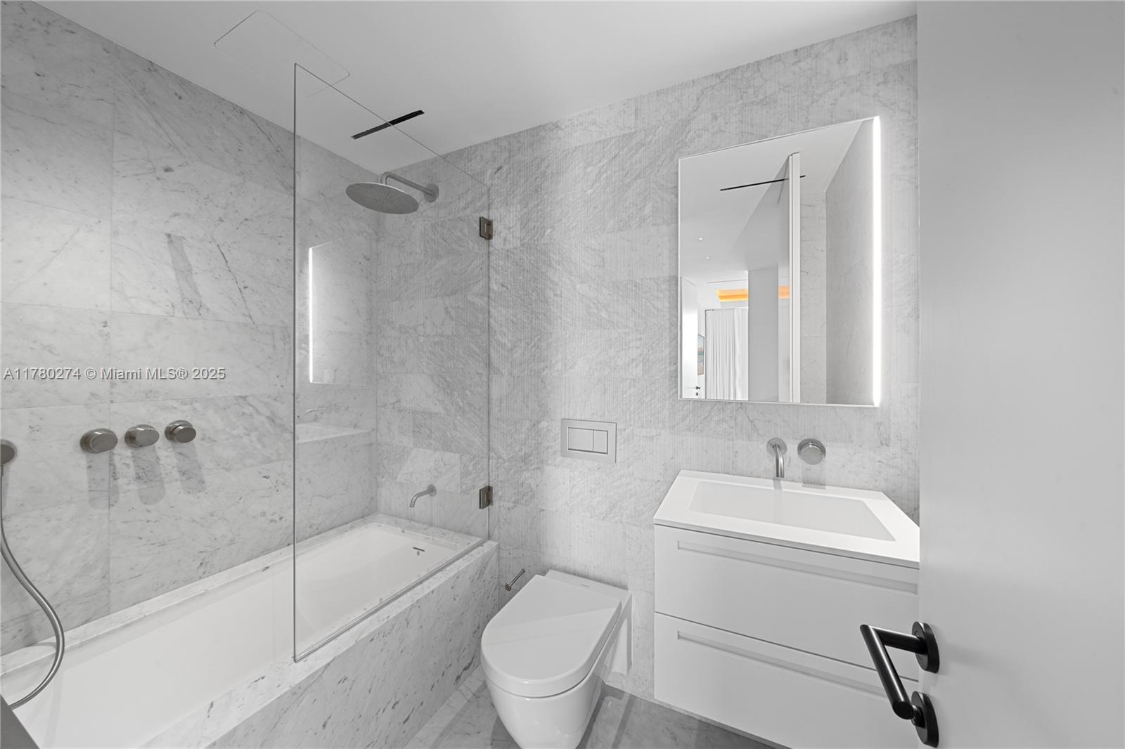 RIVO ALTO AMD - Residential