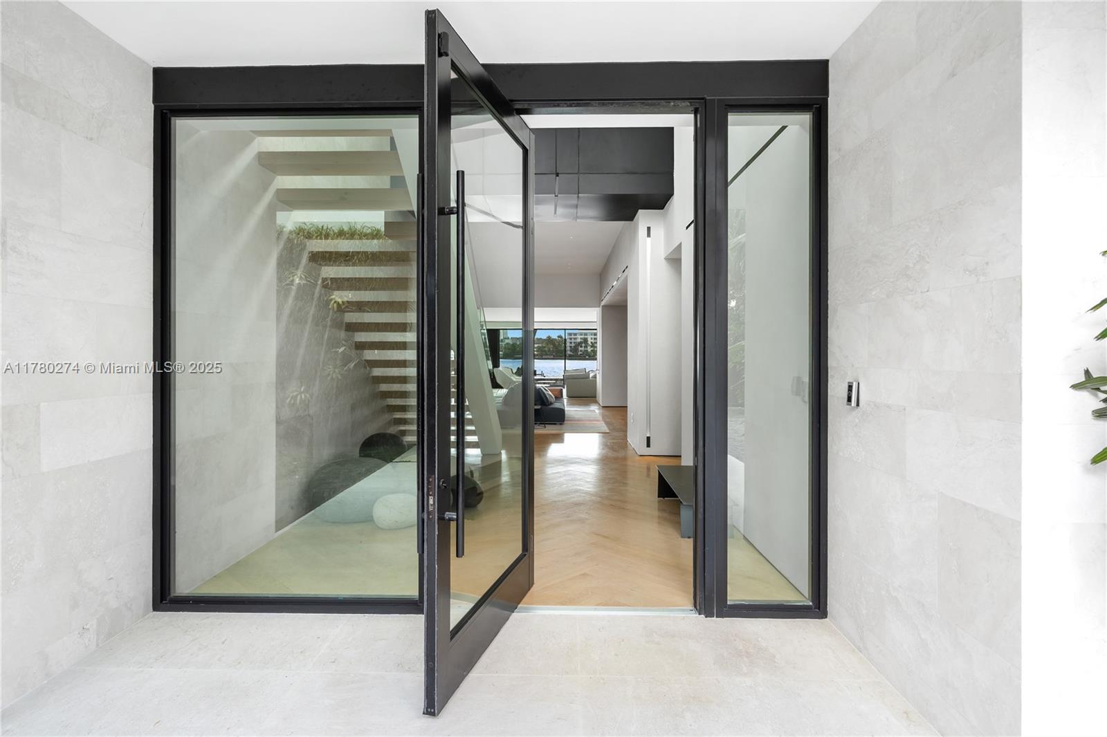 RIVO ALTO AMD - Residential