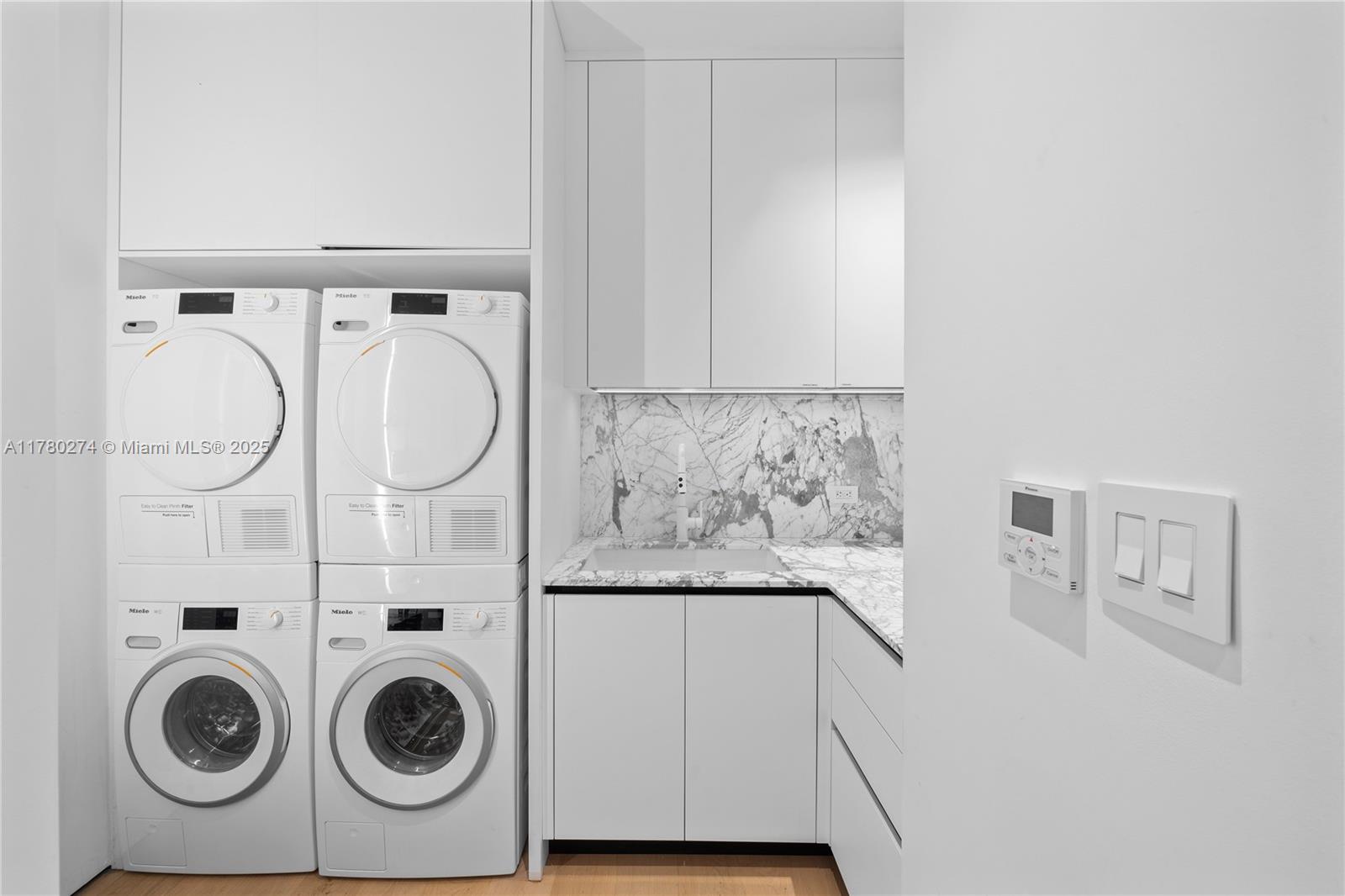 RIVO ALTO AMD - Residential
