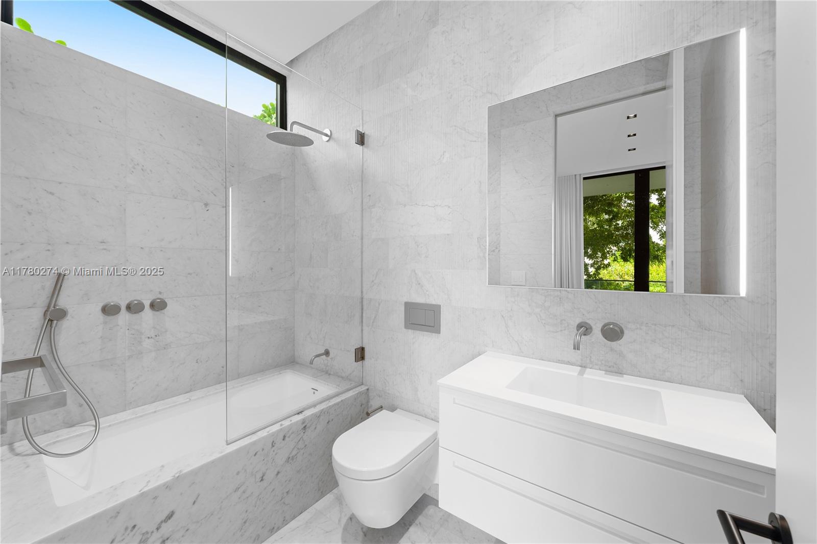 RIVO ALTO AMD - Residential