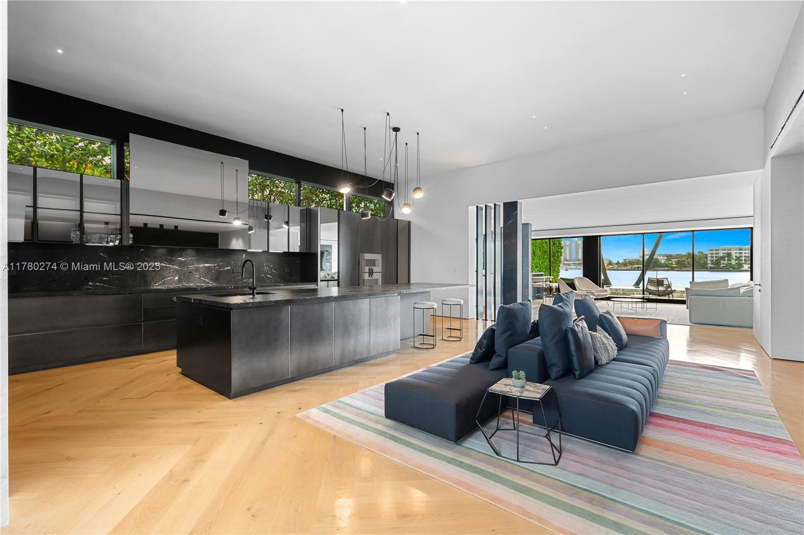 RIVO ALTO AMD - Residential